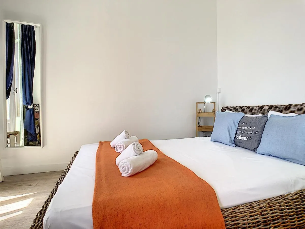 Nestor&Jeeves - Happiness Beach - Central - Close Sea - Top Floor Nicea 0*,