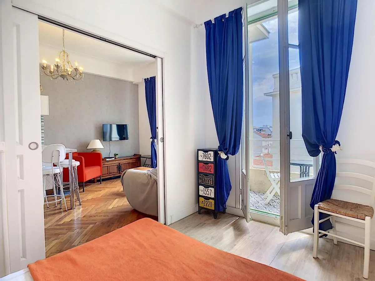 Nestor&Jeeves - Happiness Beach - Central - Close Sea - Top Floor Nicea